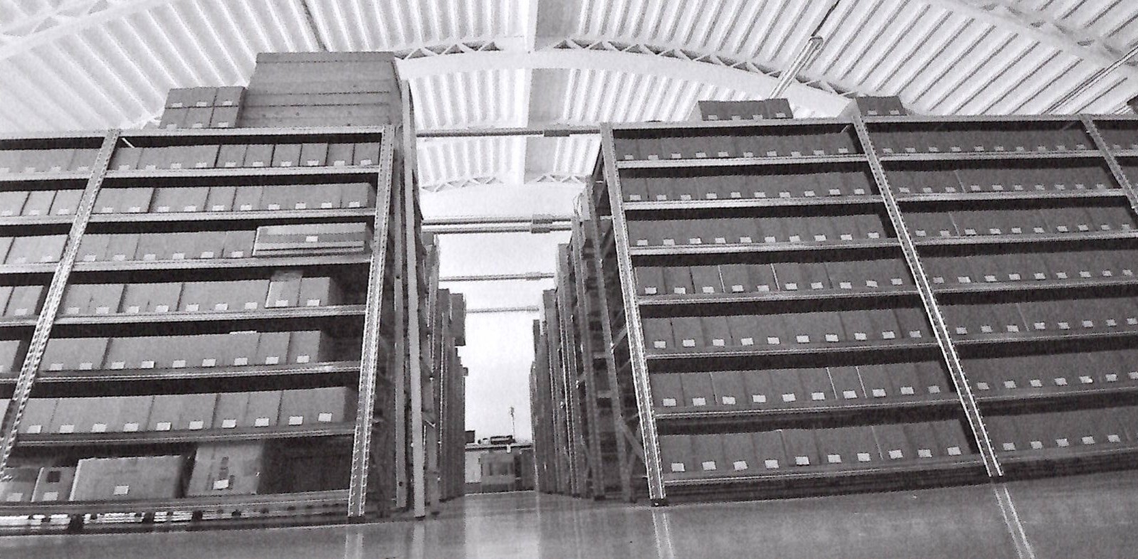 Scaffali del magazzino SPACE1999